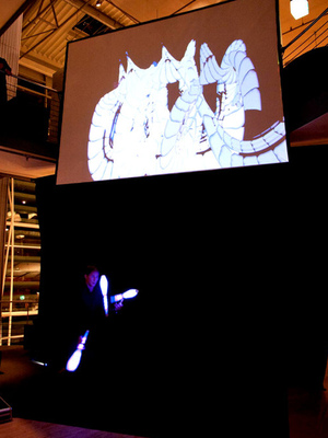 Lichtmalerei mit Licht-Jongleur Till Pöhlmann in Echtzeit